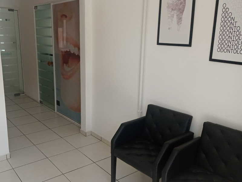 Foto 7 de ARKA Odontologia - Prótese Protocolo l Lentes em Resina Santa Maria l Aparelho Invisalign em Santa Maria Rio Grande do Sul