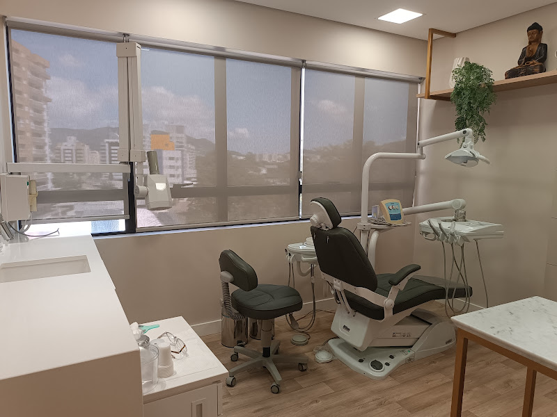 Foto 3 de Arthemisa Clínica Estética Odontológica