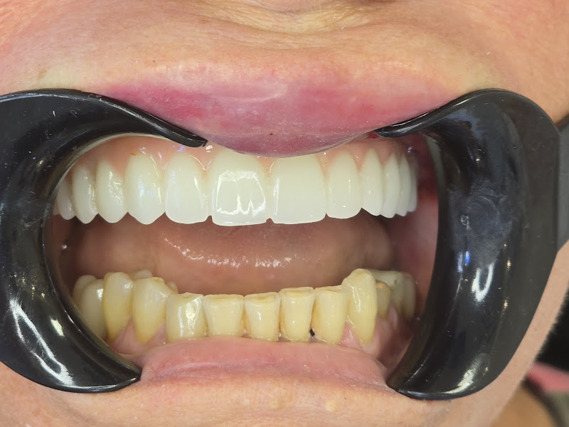 Foto 2 de Arthur Dias Implantodontista