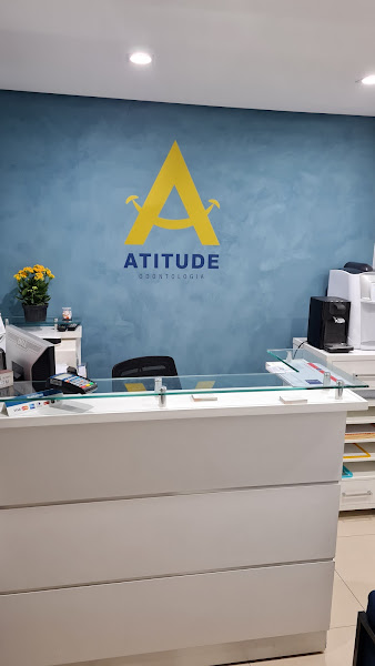 Foto 3 de Atitude Odontologia/ Estética Odontológica/ Implantes/ Endodontia/ Odontopediatria/ Clínica Geral/ Dentista Morumbi