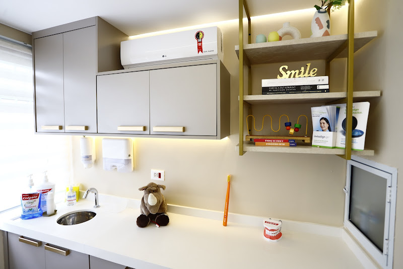 Foto 2 de AYA Odontologia Integrada