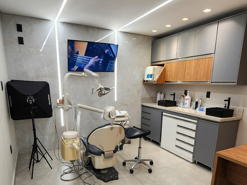 Foto 9 de Barbosa Odontologia - Implantes - Governador Valadares