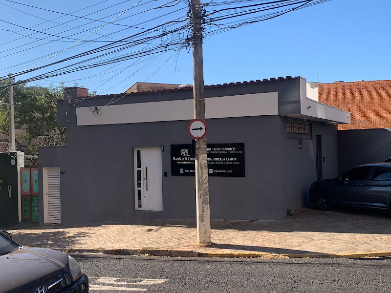 Foto 3 de Barrico e Lemos Odontologia