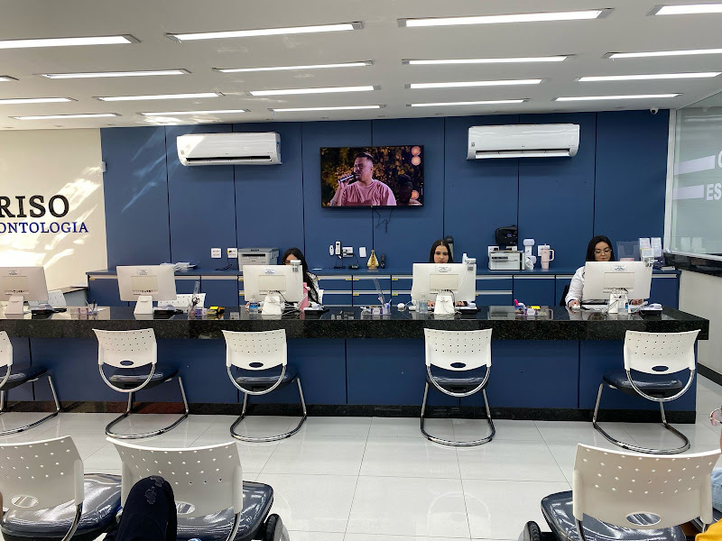 Foto 8 de Bazílio e Gaeta | Sorriso Integral | Aparelho Ortodôntico