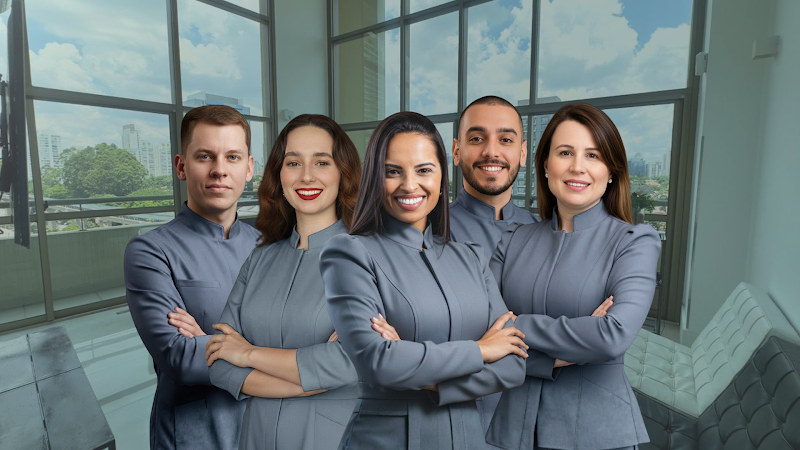 Foto 2 de BCX Odontologia | Dentista no Brooklin | Lente de Contato Dental | Tratamento de Canal | Implante Dentário |