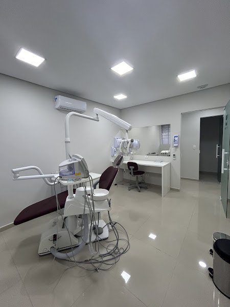 Foto 3 de Bdente Implantes Colombo
