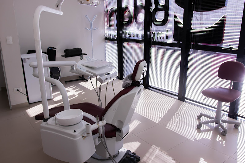 Foto 3 de Bdente Implantes