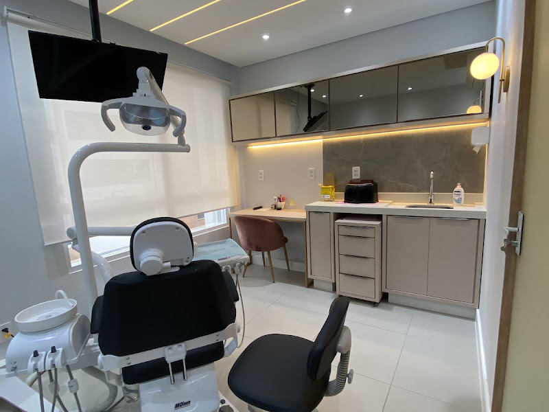 Foto 3 de BE DENTAL SCHOOL