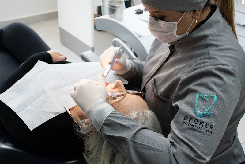 Foto 2 de Becker Odontologia