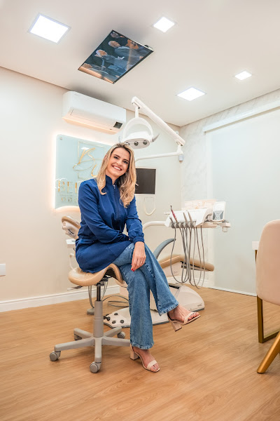 Foto 3 de Bellatrix Odontologia - Dra. Renata Magalhães