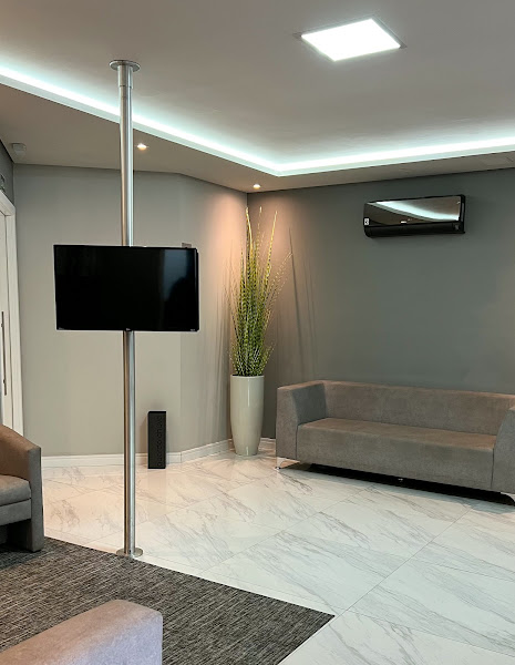 Foto 2 de BENARI ORAL CLINIC