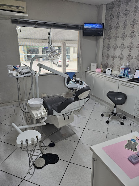 Foto 3 de Bett Odontologia e Saúde - Clínica Palhoça