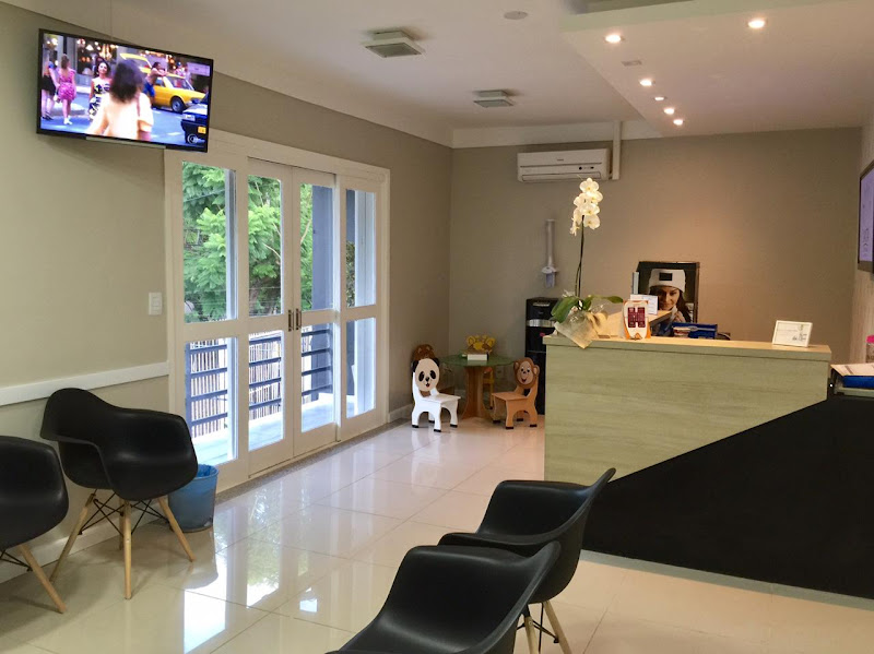 Foto 2 de BEYOU Odontologia e Clínica Estética em Porto Alegre | Invisalign | Implantes | Limpeza | Clareamento