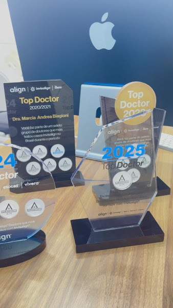 Foto 3 de Biagioni Odontologia Moderna - Invisalign Top Doctor - Implantes