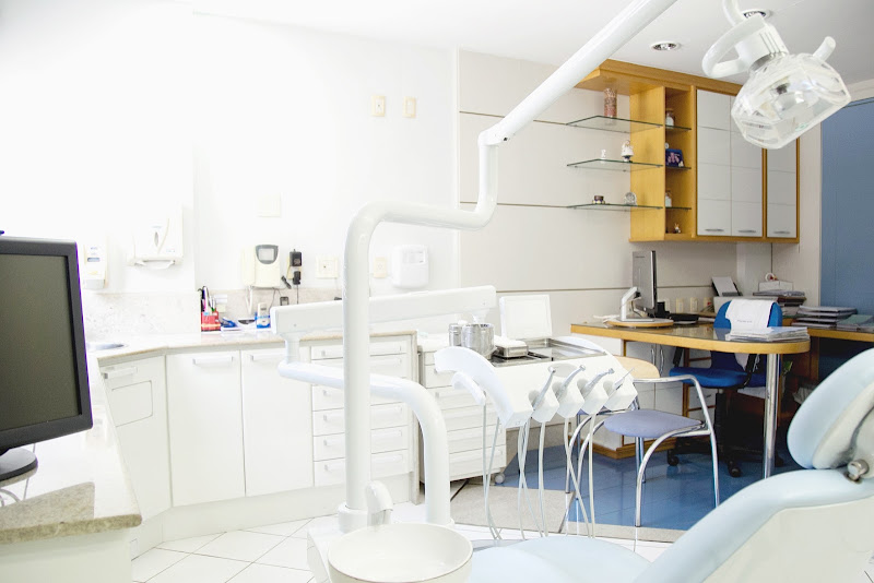 Foto 3 de Bolsanelo Odontologia | Dentista na Praia da Costa, Vila Velha - ES