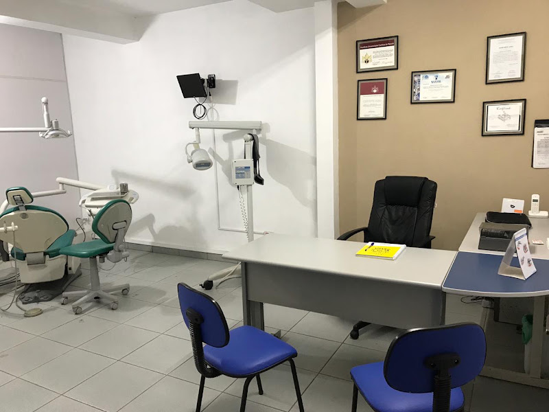 Foto 3 de BOSCARDIN ODONTOLOGIA - Dentista Centro de Colombo