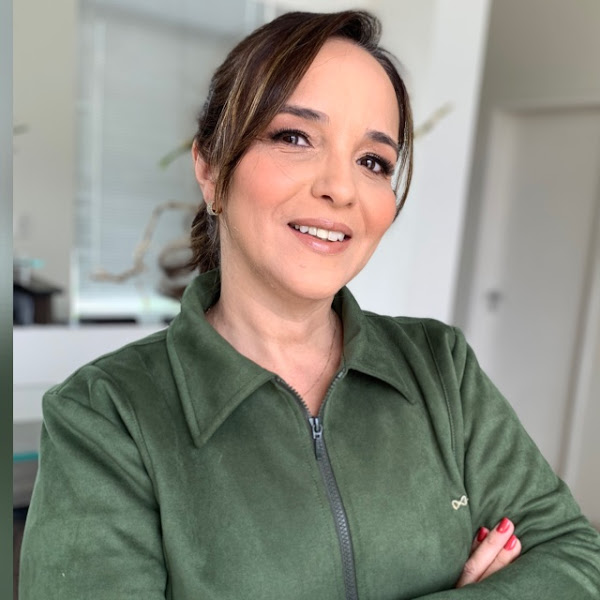 Foto 2 de Botox resende, Preenchimento labial - Dra Renata Faria Rodrigues