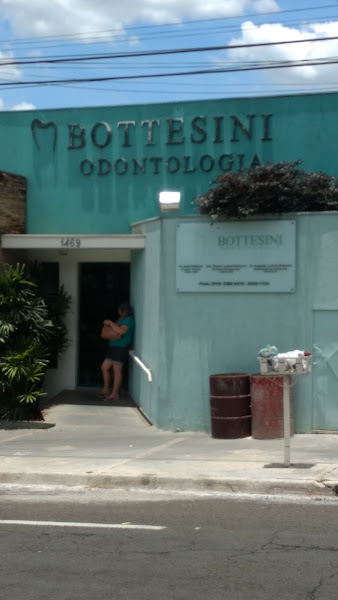 Foto 2 de Bottesini Odontologia