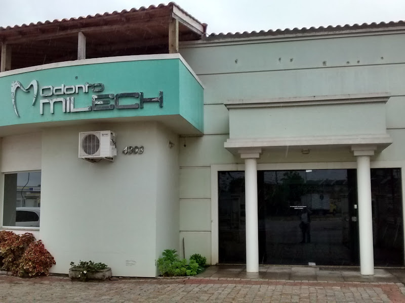 Foto 10 de Brilhati Clínica Odontológica