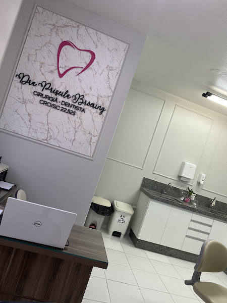 Foto 2 de Broering Odontologia Dra. Priscila Broering
