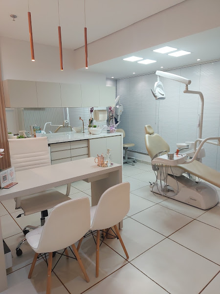 Foto 2 de Bruna C Costa Odontologia