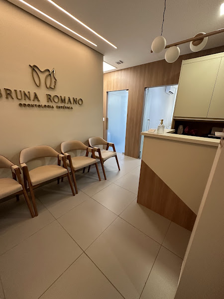 Foto 2 de Bruna Romano Odontologia Estética