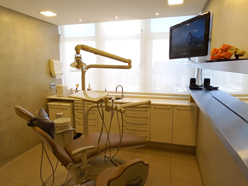 Foto 3 de Bruna Valadares Ribeiro, Dentista