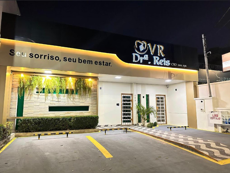 Foto 10 de BSA Odontologia - Facetas em Resina, Implante Dentário, Harmonização Facial e Clareamento Dental