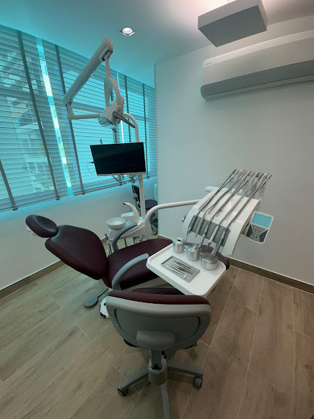 Foto 3 de Burman Odontologia - Ipanema - Dentistas / Ortodontia / Invisalign / Implantes Dentários / Cirurgias de Siso