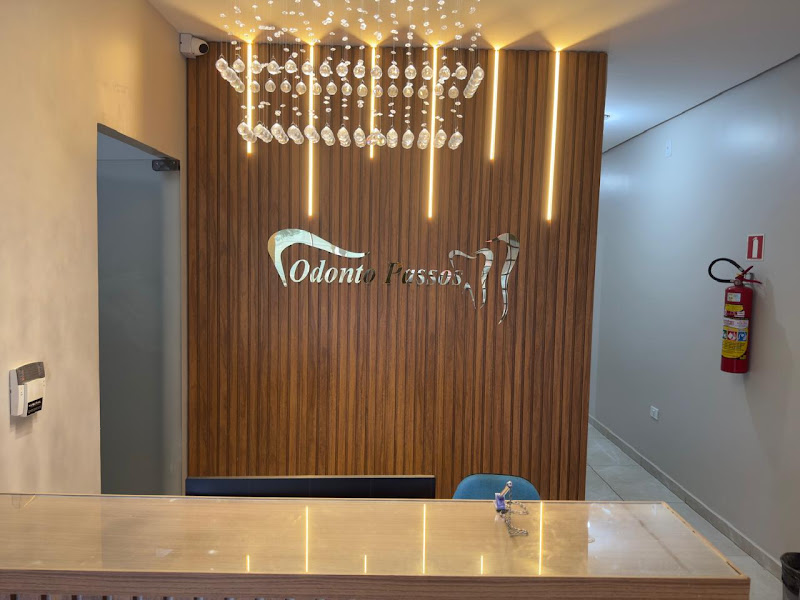 Foto 3 de C De M De O Passos odontologia