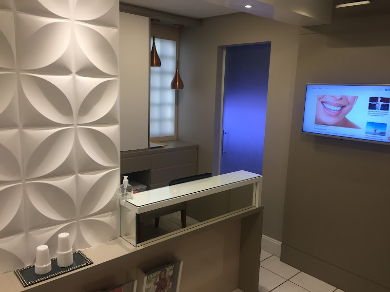 Foto 3 de C&L Odontologia - Claudia Brun Ruga e Lissandra Brun Cappellari