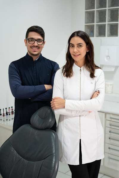 Foto 2 de C O R A Odontologia