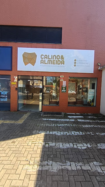 Foto 2 de Calino e Almeida Odontologia