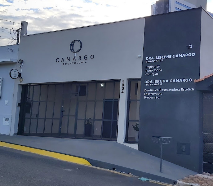 Foto 2 de Camargo Odontologia - Dra. Lislene / Dra. Bruna / Dr. Felipe