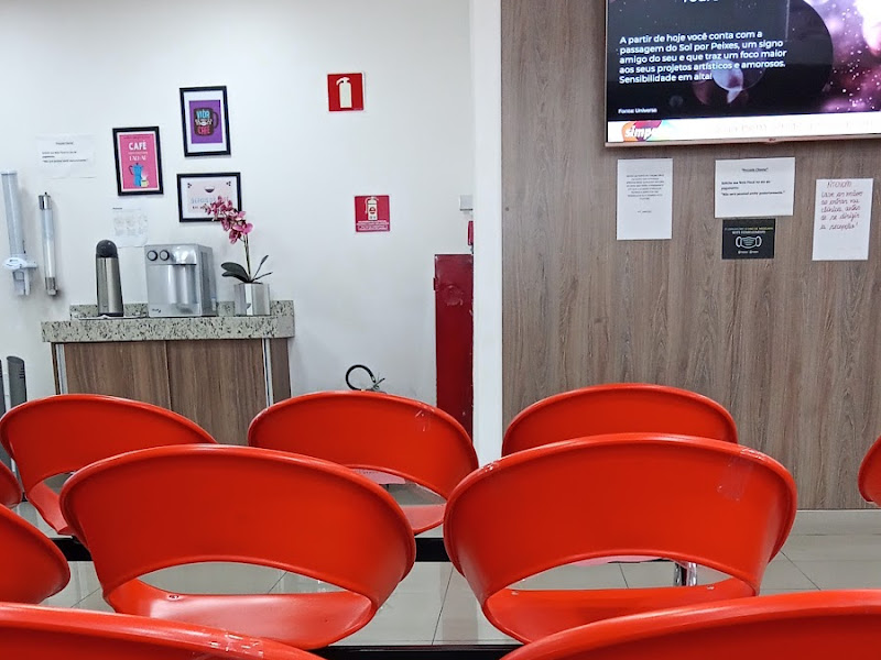 Foto 3 de Cambi Lopes Odontologia