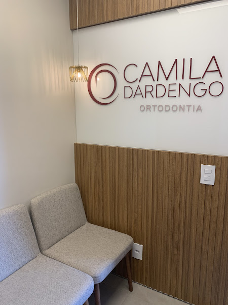 Foto 2 de Camila Dardengo - Ortodontia