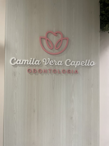 Foto 2 de Camila Vera Capello - Odontologia - Aparelho Invisível SouSmile