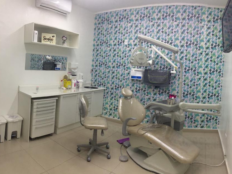 Foto 9 de Camila Vera Capello - Odontologia - Aparelho Invisível SouSmile