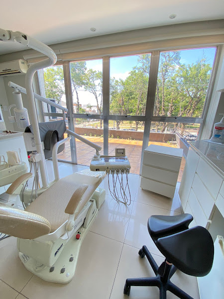 Foto 3 de Carolina Pereira - Odontologia