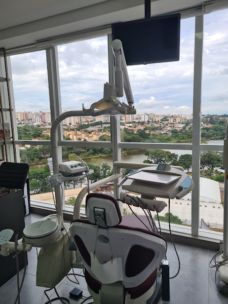 Foto 2 de Caroline Meza Odontologia