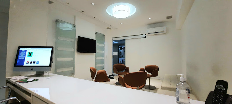 Foto 3 de Casadonte Odontologia Implante dentário protocolo carga imediata