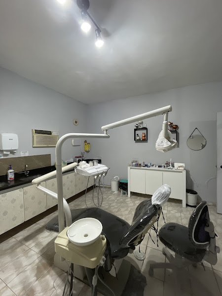 Foto 2 de Cavalcanti E Benisse Odontologia