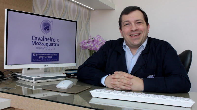Foto 4 de Cavalheiro e Mozzaquatro Odontologia - Implantes e Ortodontia