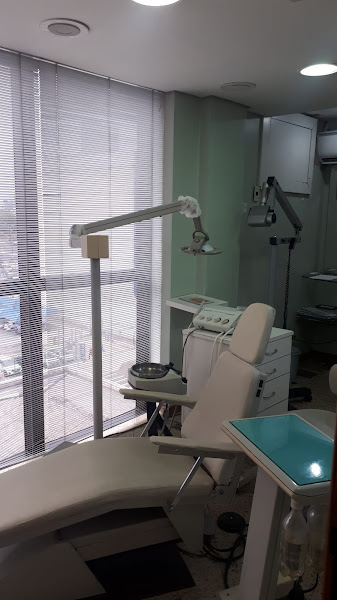 Foto 2 de CD Lisiane Oliveira Bueno CRO RS 9141