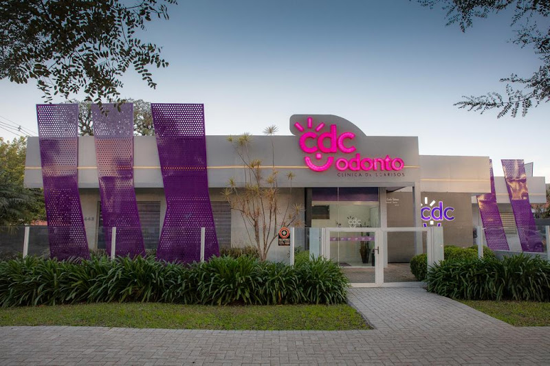 Foto 2 de CDC Odonto | Implantes Dentários