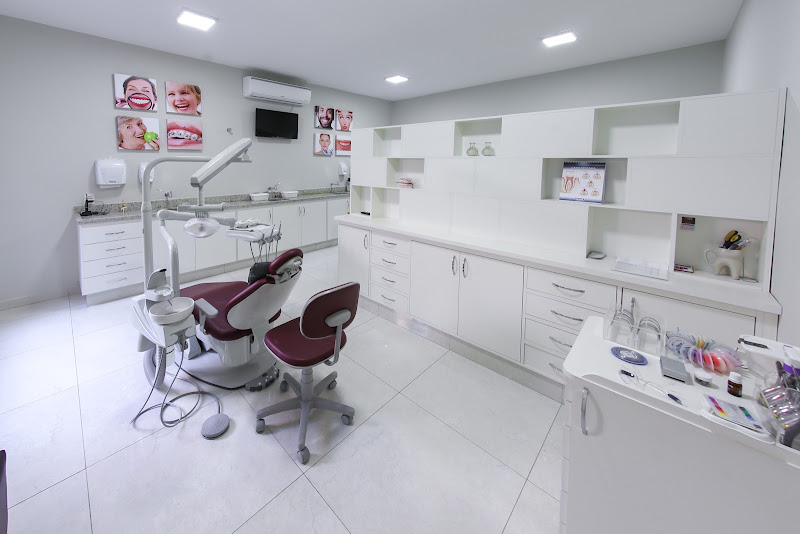 Foto 3 de CEB Centro de Estética Bucal de Araçatuba