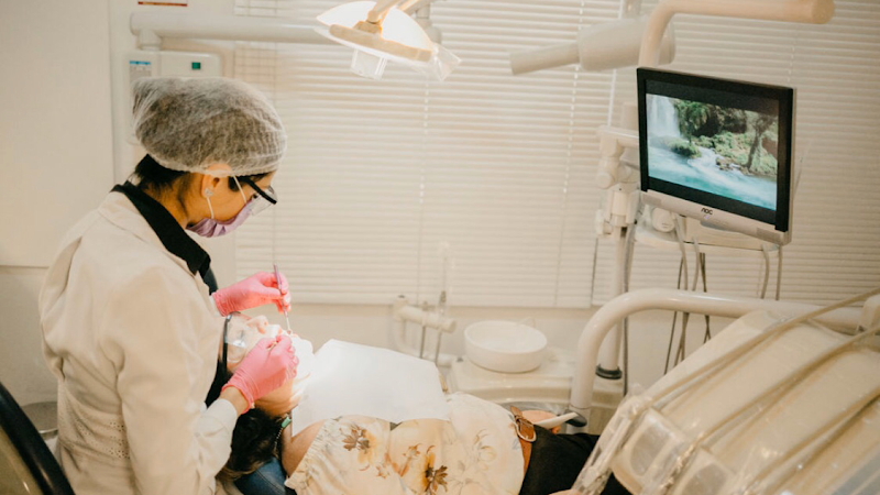 Foto 2 de Cenpre Odonto - Implantes / Odontologia Biológica / Invisalign / Atendimento estrangeiros