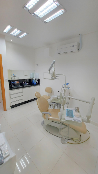 Foto 3 de Centermax Odontologia - Implantes Dentários em Maringá