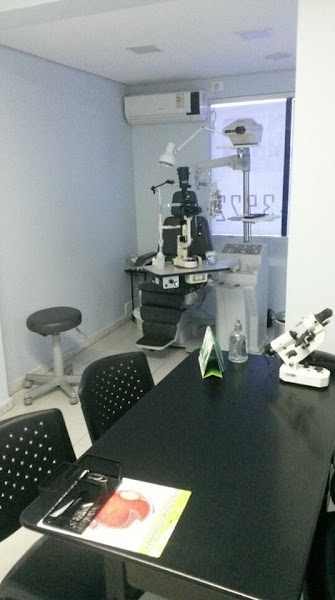 Foto 2 de Centro de Medicina Ocular - CMO Barreiro