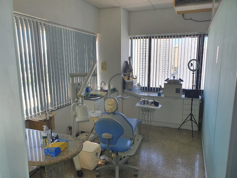 Foto 2 de Centro de Tratamento e Reabilitação Odontológica ( CTRO )